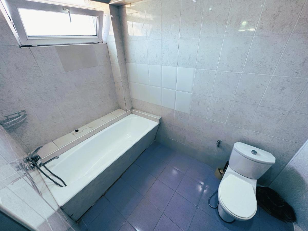 G Bakuri Hotel Batumi Luaran gambar